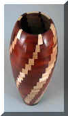 vase372b.jpg (28985 bytes)